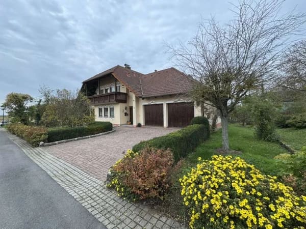 Immobilie in Grünsfeld - Charmantes Einfamilienhaus mit viel Platz in Grünsfeld-Krensheim - Bild 1