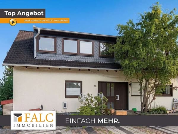 Immobilie in Overath - Freistehendes 2 Familienhaus mit Pool und Fernblick in Feldrandlage - Bild 0