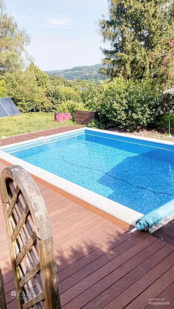 Immobilie in Overath - Freistehendes 2 Familienhaus mit Pool und Fernblick in Feldrandlage - Bild 3