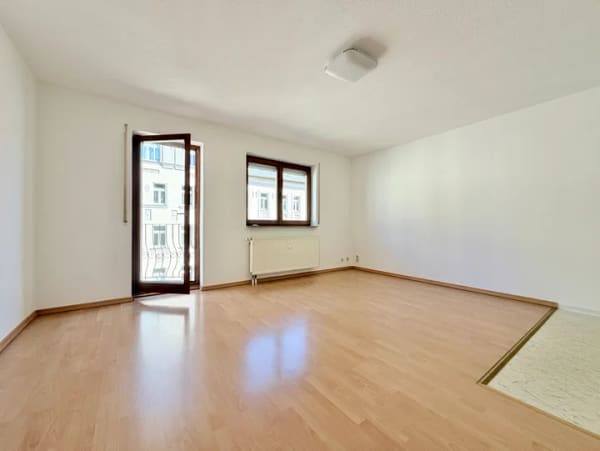 Immobilie in Chemnitz - 1-Zimmer • Balkon • Einbauküche • Fix und Flip • Lutherviertel • in Chemnitz • jetzt KAUFEN! - Bild 2