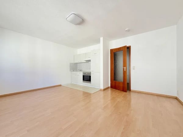 Immobilie in Chemnitz - 1-Zimmer • Balkon • Einbauküche • Fix und Flip • Lutherviertel • in Chemnitz • jetzt KAUFEN! - Bild 3