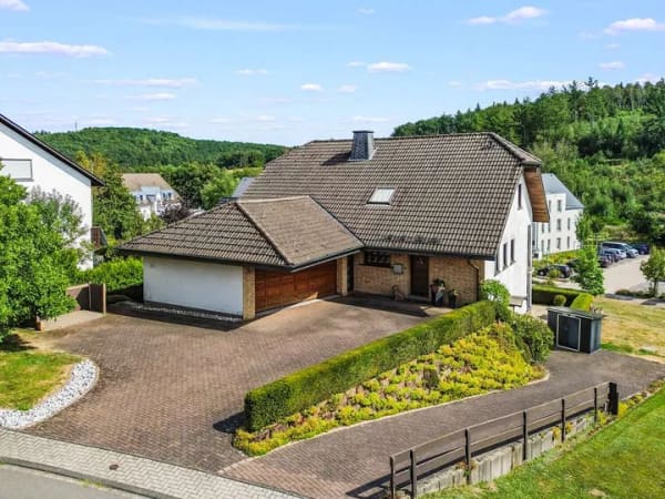 Immobilie in Wenden - Einziehen und Wohlfühlen: Wohnhaus mit Einliegerwohnung in Rothemühle! - Bild 0