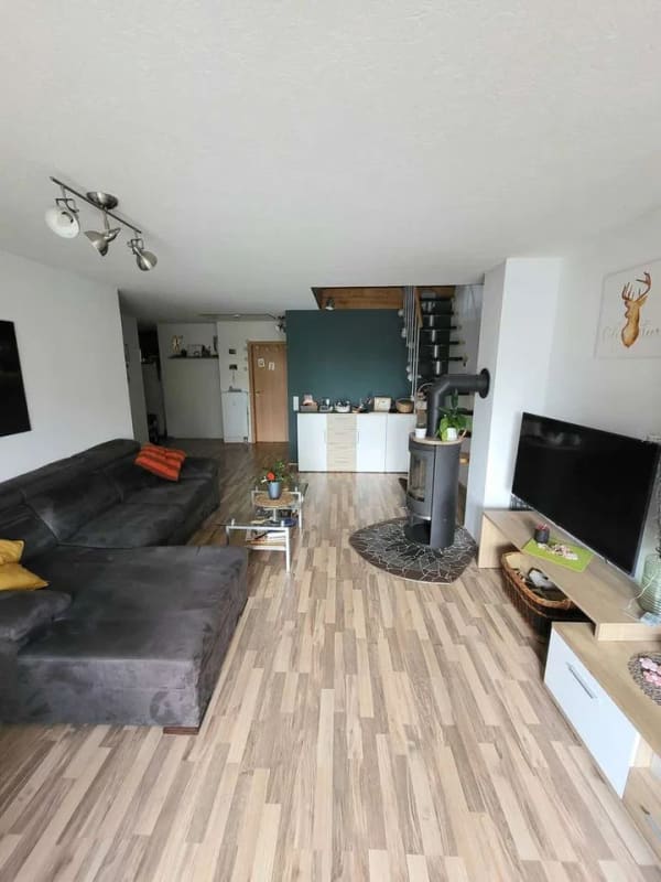 Immobilie in Burgoberbach - Viel Platz für den Alltag in dieser 4-Zimmer-Wohnung in Burgoberbach - Bild 2