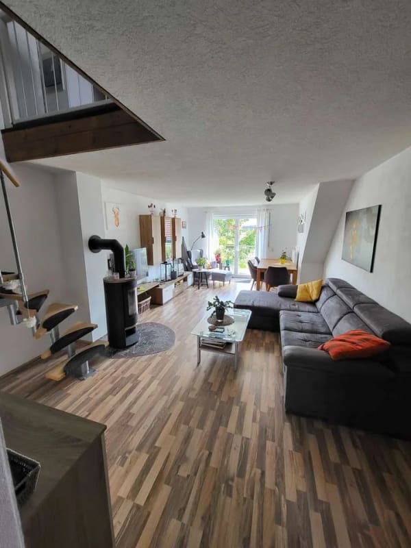 Immobilie in Burgoberbach - Viel Platz für den Alltag in dieser 4-Zimmer-Wohnung in Burgoberbach - Bild 3