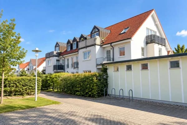 Immobilie in Leegebruch - Leegebruch - Sonnige 1,5-Zimmer Eigentumswohnung, ruhig und im Grünen - Bild 0