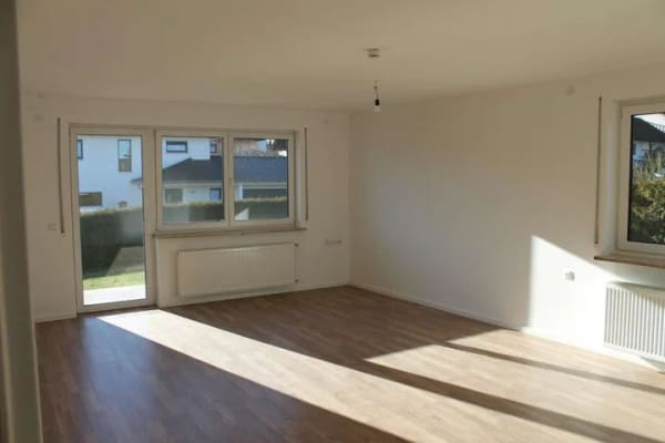 Immobilie in Mallersdorf-Pfaffenberg - Schönes Einfamilienhaus in Mallersdorf-Pfaffenberg zu verkaufen - Bild 0