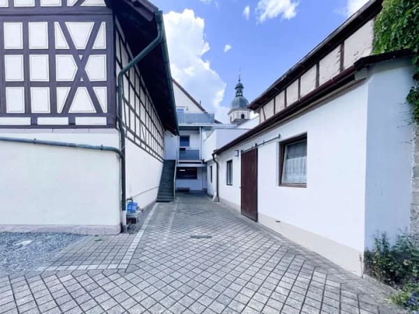 Immobilie in Bundorf - Mehrfamilienhaus mit 5 Wohneinheiten, Scheune, PV-Anlage in Bundorf - Bild 4