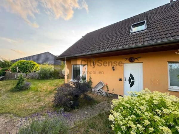 Immobilie in Pritzwalk - Einfamilienhaus mit großem Garten - Bild 0