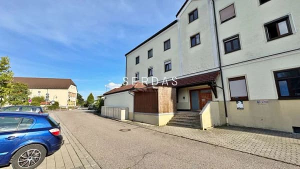 Immobilie in Großkarolinenfeld - Helle 2-Zimmer-Wohnung mit Balkon und Tiefgaragenstellplatz - Bild 1