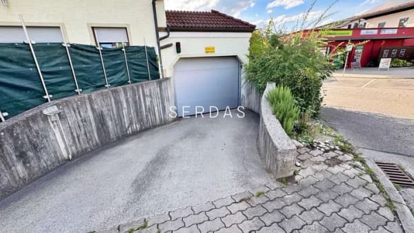 Immobilie in Großkarolinenfeld - Helle 2-Zimmer-Wohnung mit Balkon und Tiefgaragenstellplatz - Bild 2