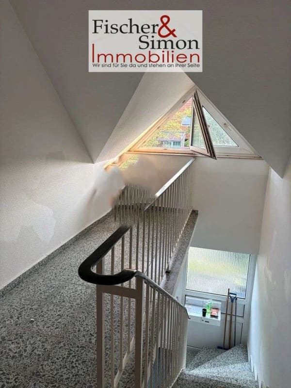 Immobilie in Nienburg/Weser - Nienburg-Reihenendhaus mit zwei separaten Apartments sowie Loggia u. Garten in bahnhofsnaher Lage! - Bild 3