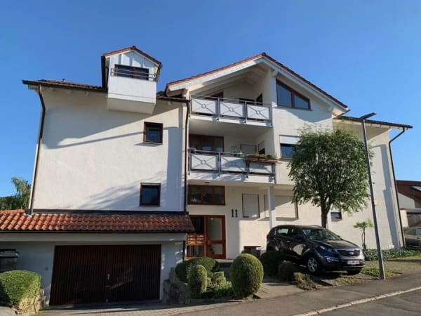 Immobilie in Reutlingen - Top-Gelegenheit: Sonnige DG-Wohnung mit zwei Balkonen (provisionsfrei) - Bild 0