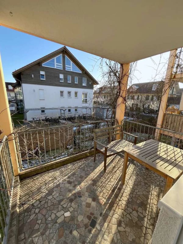 Immobilie in Aschheim - Bezugsfreie helle 3-Zimmer-Wohnung mit Balkon, Hobbyraum und zwei Stellplätzen - Bild 3