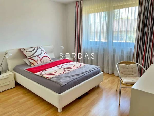 Immobilie in Traunstein - Gepflegte 2-Zimmer-Kapitalanlage mit Südbalkon und Einzelgarage - Bild 4
