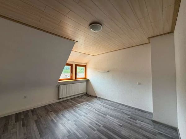 Immobilie in Grafenberg - Attraktive Kapitalanlage mit Perspektive - Bild 2