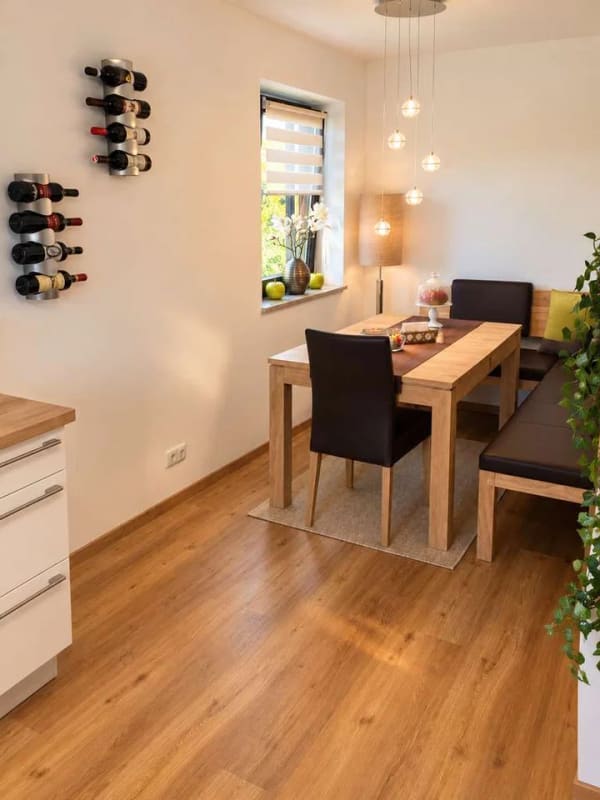 Immobilie in Steingaden - Wie ein kleines Reihenhaus - einzigartige Maisonettewohnung mit traumhaften Balkon in Steingaden - Bild 4
