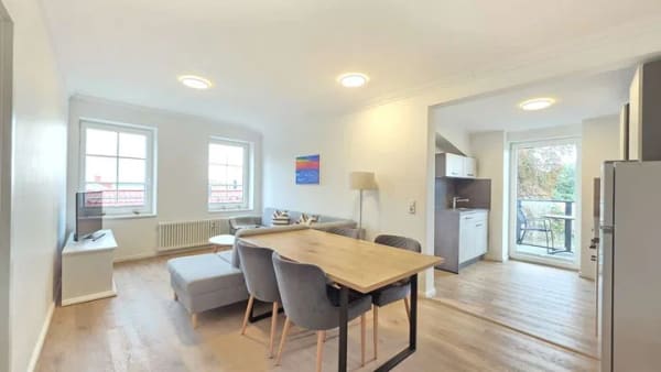 Immobilie in Altefähr - Kapitalanleger/ Selbstnutzer aufgepasst! Moderne 3-Zimmer-Dachgeschosswohnung mit Balkon in Altefähr - Bild 0