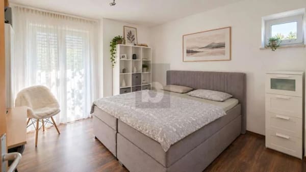 Immobilie in Dornhan - WOHNGEFÜHL WIE IM EIGENEN HAUS - Bild 3