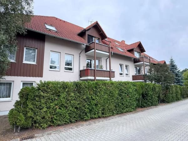 Immobilie in Bannewitz - Attraktive leerstehende 2-Zimmer-Wohnung in infrastruktureller guter Lage - Stellplatz inklusive! - Bild 0