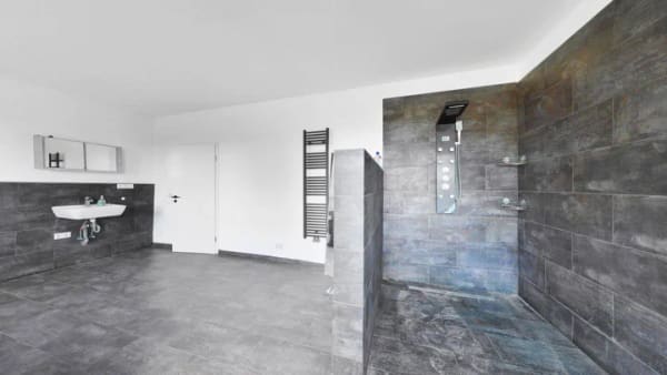 Immobilie in Möser - Modernisiertes Wohnen auf 7.400 m² Grundstück - viel Platz für Tierhaltung & eigene Ideen - Bild 1