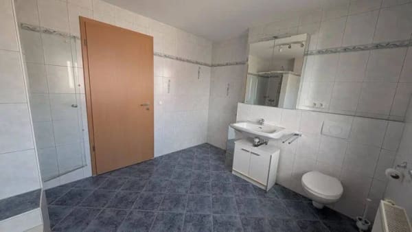 Immobilie in Waidhofen - Lichtdurchflutete 3 Zimmer - Wohnung mit großem Südbalkon - Bild 2