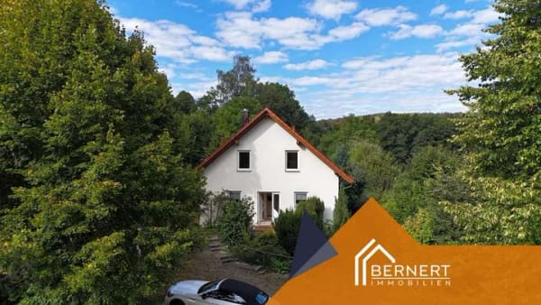 Immobilie in Weismain - Familienleben im Grünen – Einfamilienhaus mit 2.438 m² Grundstück bei Weismain - Bild 0