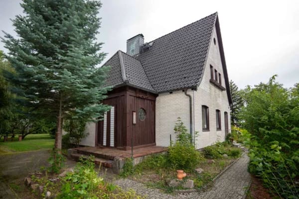 Immobilie in Demmin - Einfamilienhaus freistehend mit 4 Zimmern, Garage und großzügigem Grundstück in Demmin - Bild 0
