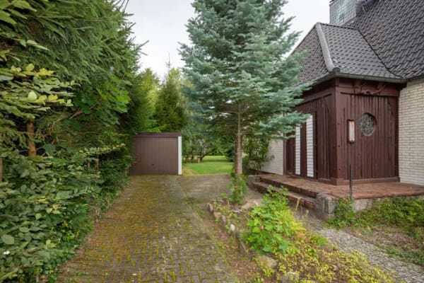 Immobilie in Demmin - Einfamilienhaus freistehend mit 4 Zimmern, Garage und großzügigem Grundstück in Demmin - Bild 1
