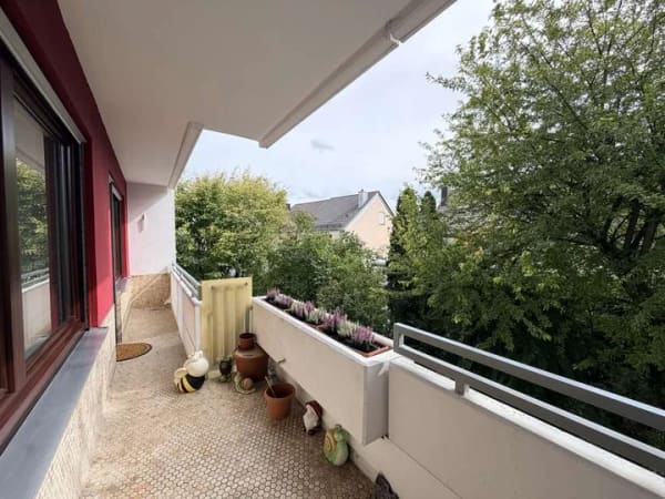 Immobilie in Rain - Sehr gepflegte 4 Zi.-ETW im 1.OG, mit ca. 95m², Kellerabteil u. 2 Stellpl. in 86641 Rain! - Bild 0