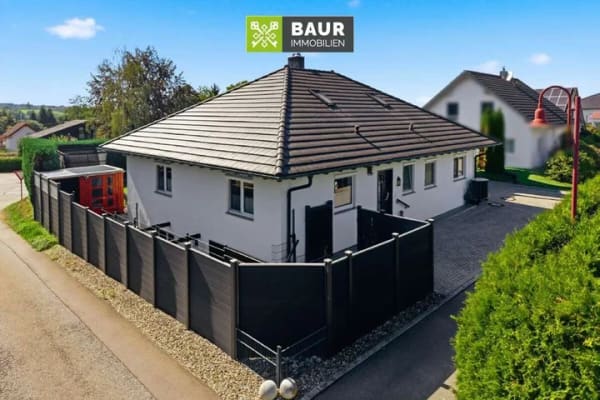Immobilie in Burgrieden - 360° I Modern, großzügig, bezugsfrei – Bungalow mit Einliegerwohnung und großem Grundstück - Bild 2
