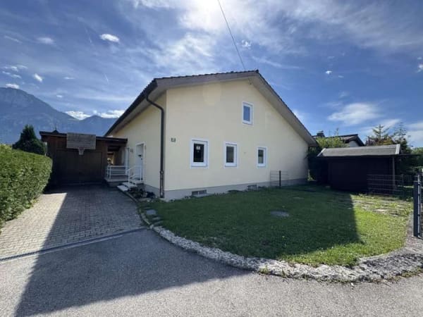 Immobilie in Kiefersfelden - Großzügiges Wohnen mit Kaiserblick – traumhafter Garten und viel Raum für die Familie - Bild 1