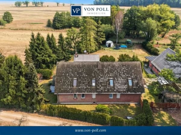 Immobilie in Langewahl - Ehemaliger Bauernhof mit vier Mieteinheiten und Scheune auf herrlichem Grundstück - Bild 0