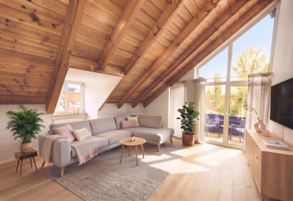 Immobilie in Geretsried - Gut vermietete 2-Zimmer-Dachgeschosswohnung mit großem Balkon - Bild 0