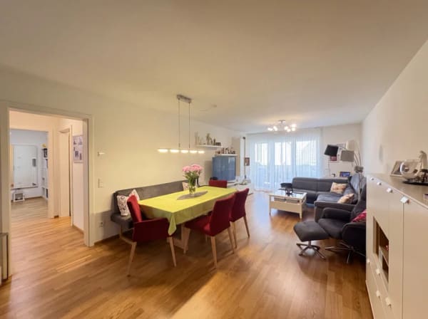 Immobilie in Ober-Olm - Neuwertige Eigentumswohnung mit schönem Balkon und Aufzug in ruhiger Lage von Ober-Olm - Bild 1