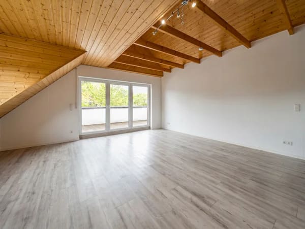 Immobilie in Bad Zwischenahn - Großzügige Dachgeschosswohnung vor den Toren Oldenburgs - Bild 0