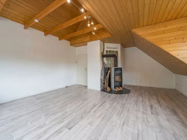 Immobilie in Bad Zwischenahn - Großzügige Dachgeschosswohnung vor den Toren Oldenburgs - Bild 1