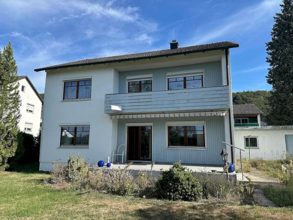 Immobilie in Marktl - Viel Platz für die ganze Familie: Einfamilienhaus mit 230 m² Wohnfläche und großem Garten - Bild 0