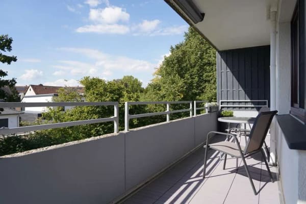 Immobilie in Lehrte - * Modern u. komfortabel ausgestattete Eigentumswohnung * - mit Loggia am Stadtrand von Lehrte - Bild 2