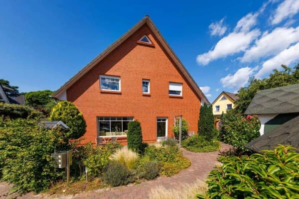 Immobilie in Baabe - Alles unter einem Dach. Mehrfamilienhaus mit 3 Wohnung und Wellnessbereich im Ostseebad Baabe - Bild 2