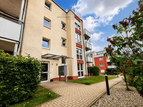 Immobilie in Laatzen - Vermietete 2-Zimmer-Wohnung barrierefrei mit Balkon – attraktive Kapitalanlage in Laatzen - Bild 1