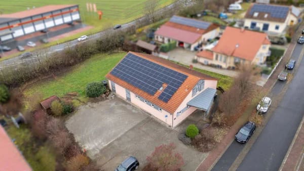 Immobilie in Mainbernheim - Gewerbe oder Wohnen -  Sie haben die Wahl! - Bild 1