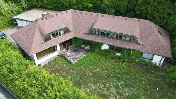 Immobilie in Dornstetten - Außergewöhnliches Anwesen im Architektenstil mit großem Entwicklungspotenzial - Bild 3