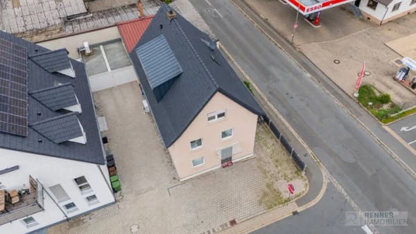 Immobilie in Hemhofen - Attraktive Kapitalanlage mit 5 Wohneinheiten und umfangreich saniertem Bestand in Hemhofen - Bild 2
