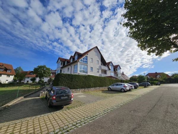 Immobilie in Pappenheim - Attraktive Kapitalanlage: Vermietete 4-Zimmer-Wohnung mit Balkon und Stellplatz - Bild 2