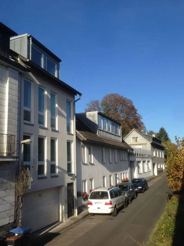 Immobilie in Remagen - Attraktives Mehrfamilienhaus mit 4 Wohneinheiten in Rheinnähe - Bild 0