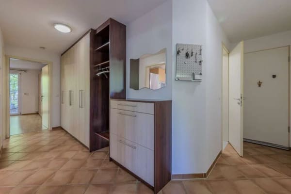 Immobilie in Neuried - Wohnen mit Garten! Großzügige 2-Zimmer-Wohnung mit zwei Terrassen, ruhige Lage, bezugsfrei - Bild 4