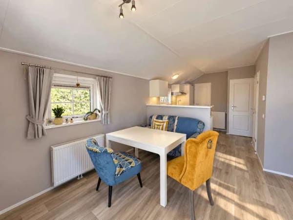 Immobilie in Rodenbach - Ansprechende, winterfeste Lodge auf einer sonnigen Eckparzelle - Bild 1