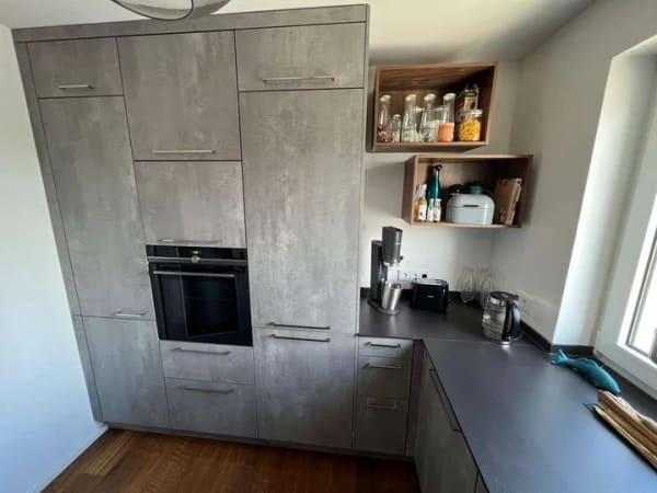 Immobilie in Neuried - Hochwertig sanierte 3-Zimmer-Wohnung mit Südbalkon und Tiefgaragenstellplatz in ruhiger Lage Neuried - Bild 3