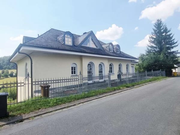 Immobilie in Weinbach - Weinbach: Herrliches Einfamilienhaus in traumhafter Lage mit Blick auf die Lahn - Bild 0