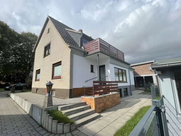 Immobilie in Weyhe - Viel Platz für alle: Familienhaus in Weyhe - Bild 0
